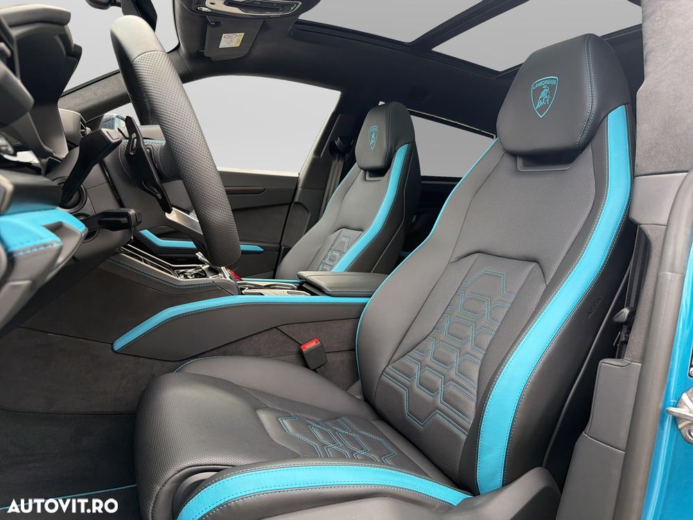 Lamborghini URUS - 8