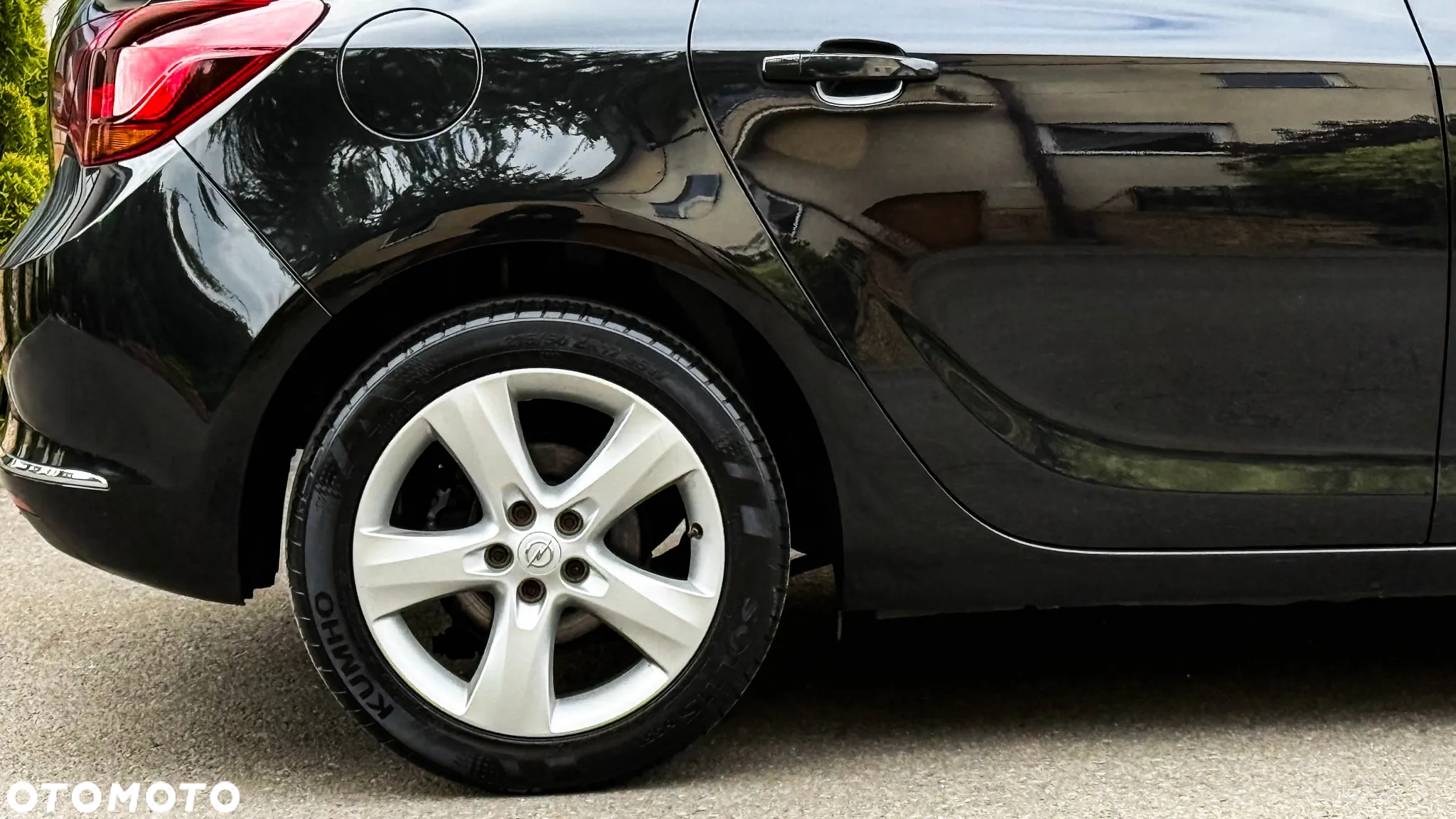 Opel Astra 1.4 Turbo Design Edition - 19