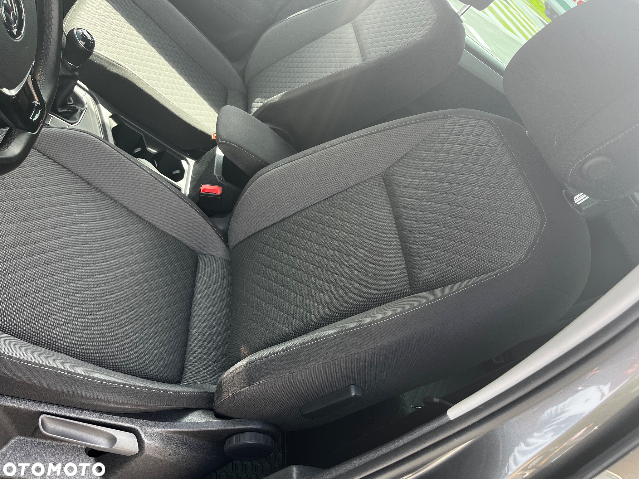 Volkswagen Tiguan 1.5 TSI OPF URBAN SPORT - 19