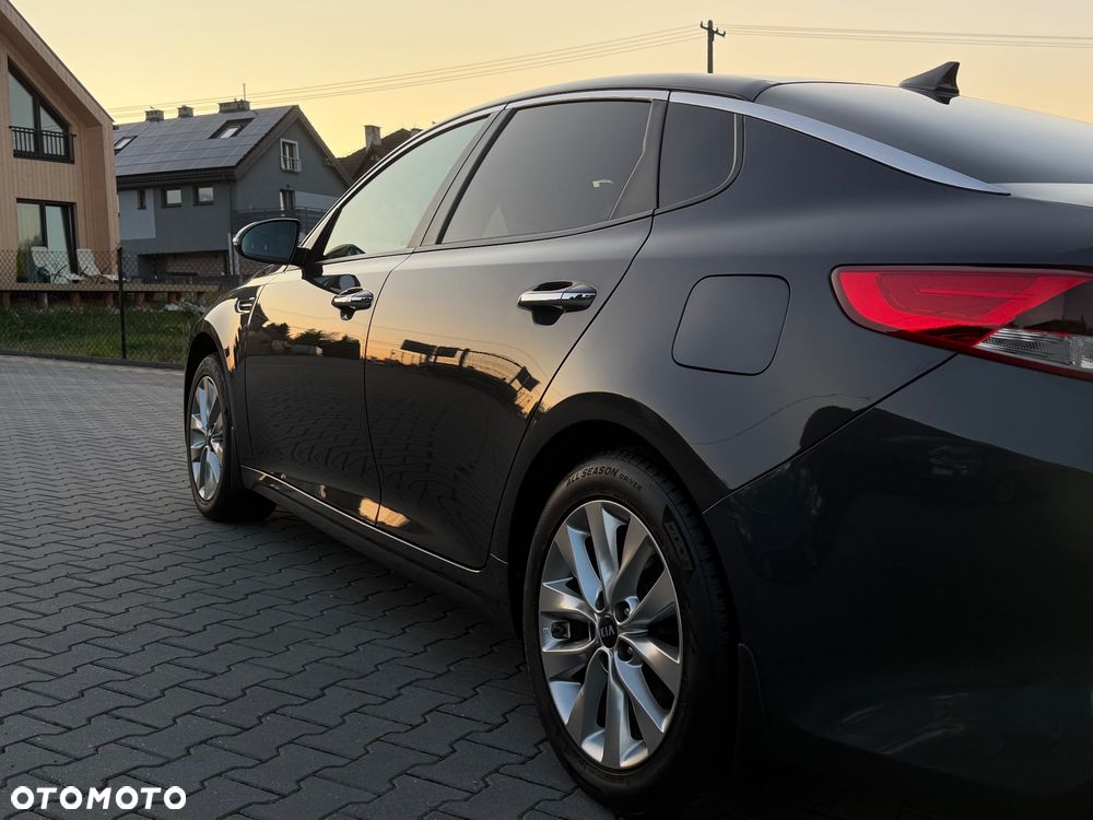 Kia Optima 1.7 CRDI L DCT - 4
