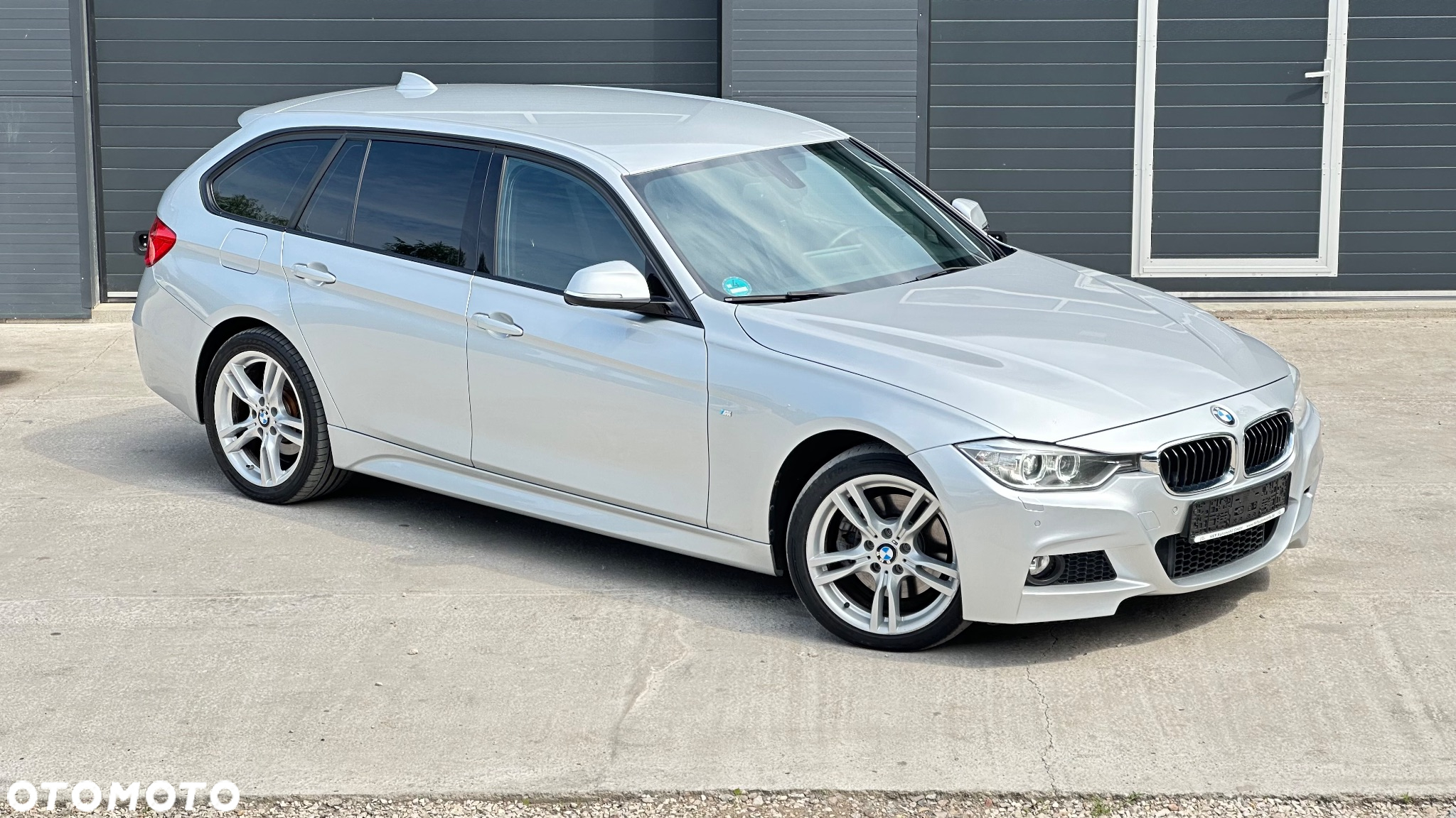 BMW Seria 3 328i Touring xDrive Sport Line - 10