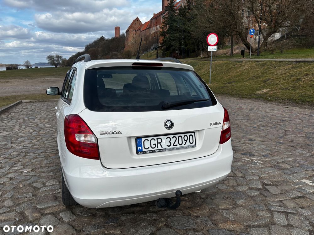 Skoda Fabia - 4