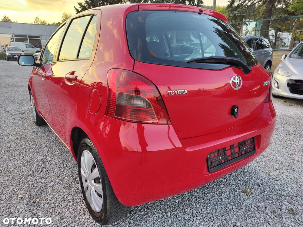 Toyota Yaris - 3