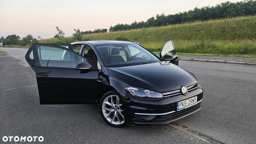 Volkswagen Golf 1.5 TSI BMT Comfortline DSG - 17