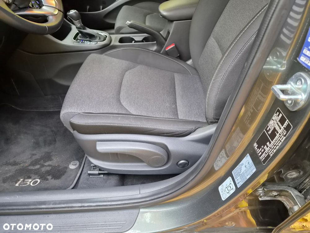 Hyundai i30 1.5 T-GDI 48V Comfort DCT - 31