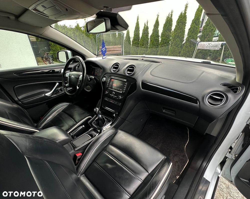 Ford Mondeo 2.0 TDCi Platinium X Plus (Titanium) - 13