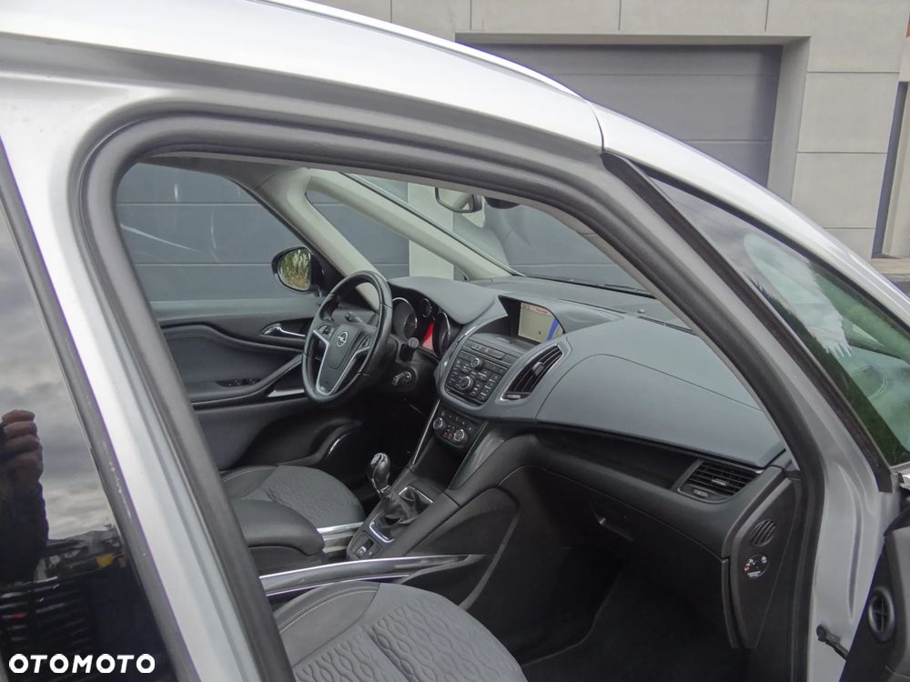 Opel Zafira Tourer 2.0 CDTI Innovation - 10