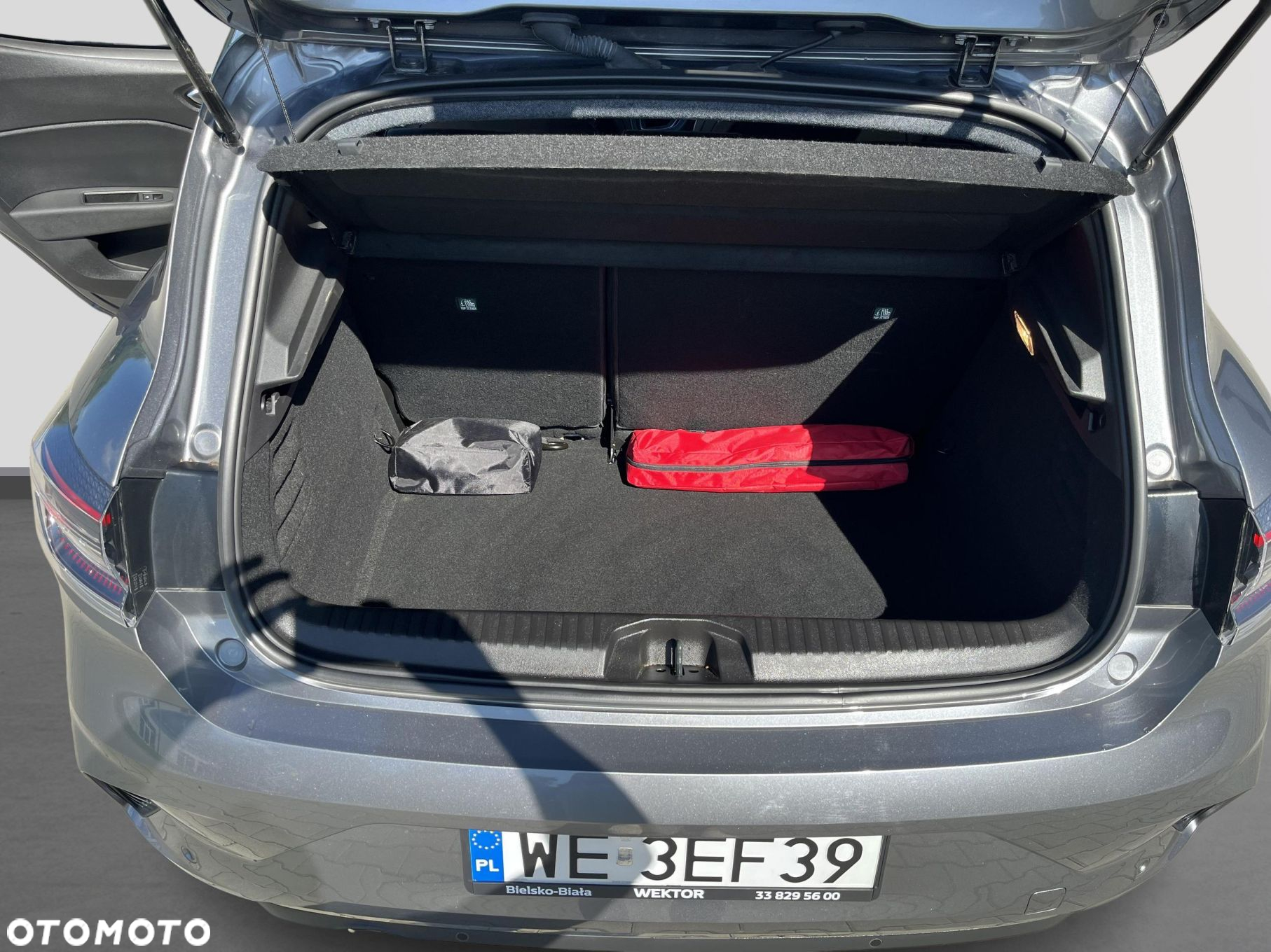 Renault Clio 1.0 TCe Techno - 17