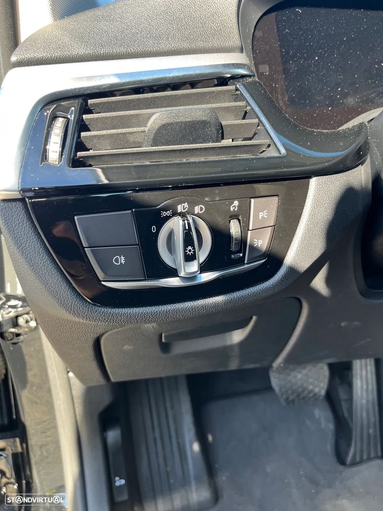 BMW 545 e xDrive Aut. - 15