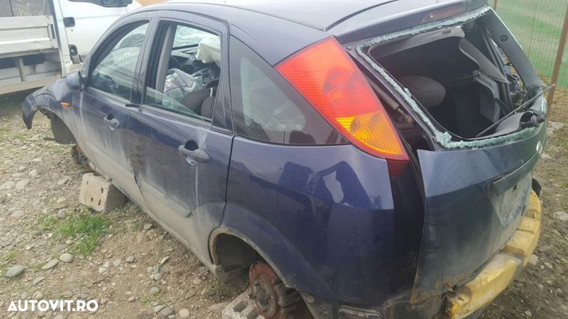 Dezmembram Ford Focus 1.6 16v - 1