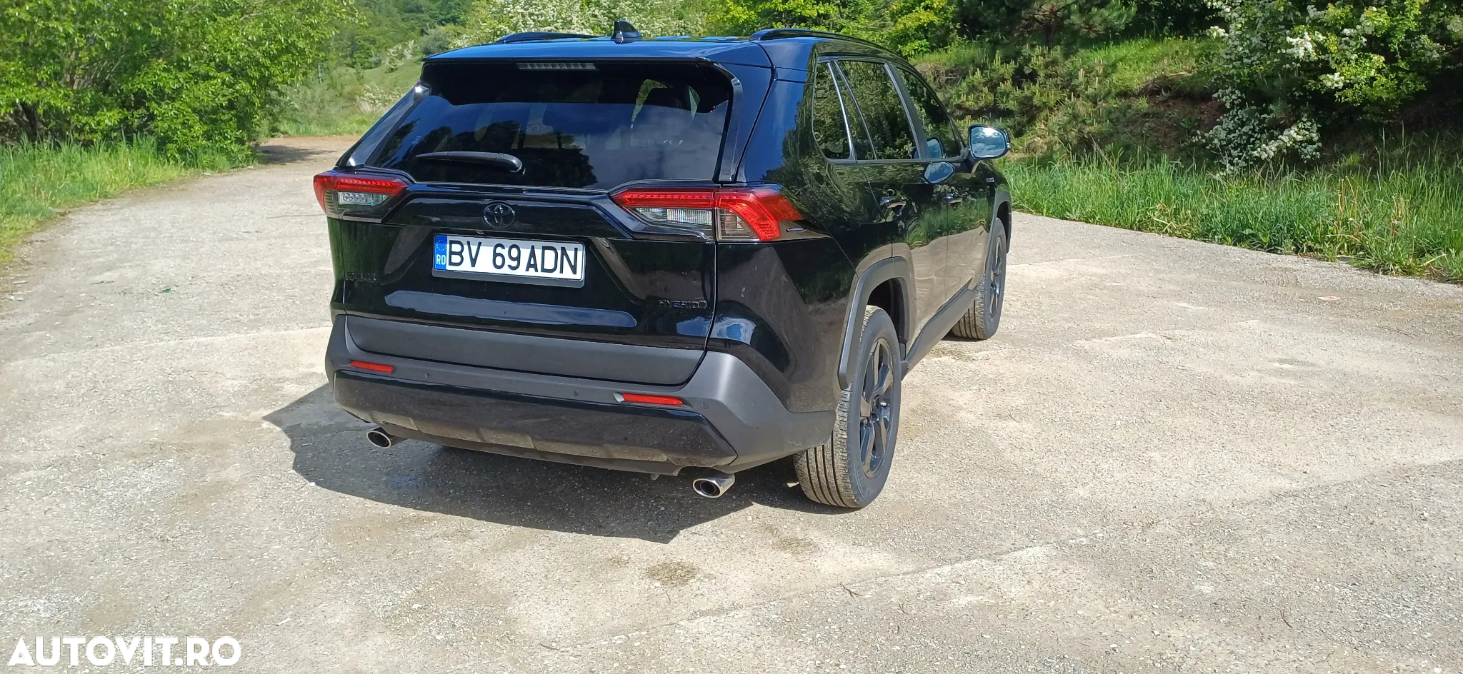 Toyota RAV4 - 10
