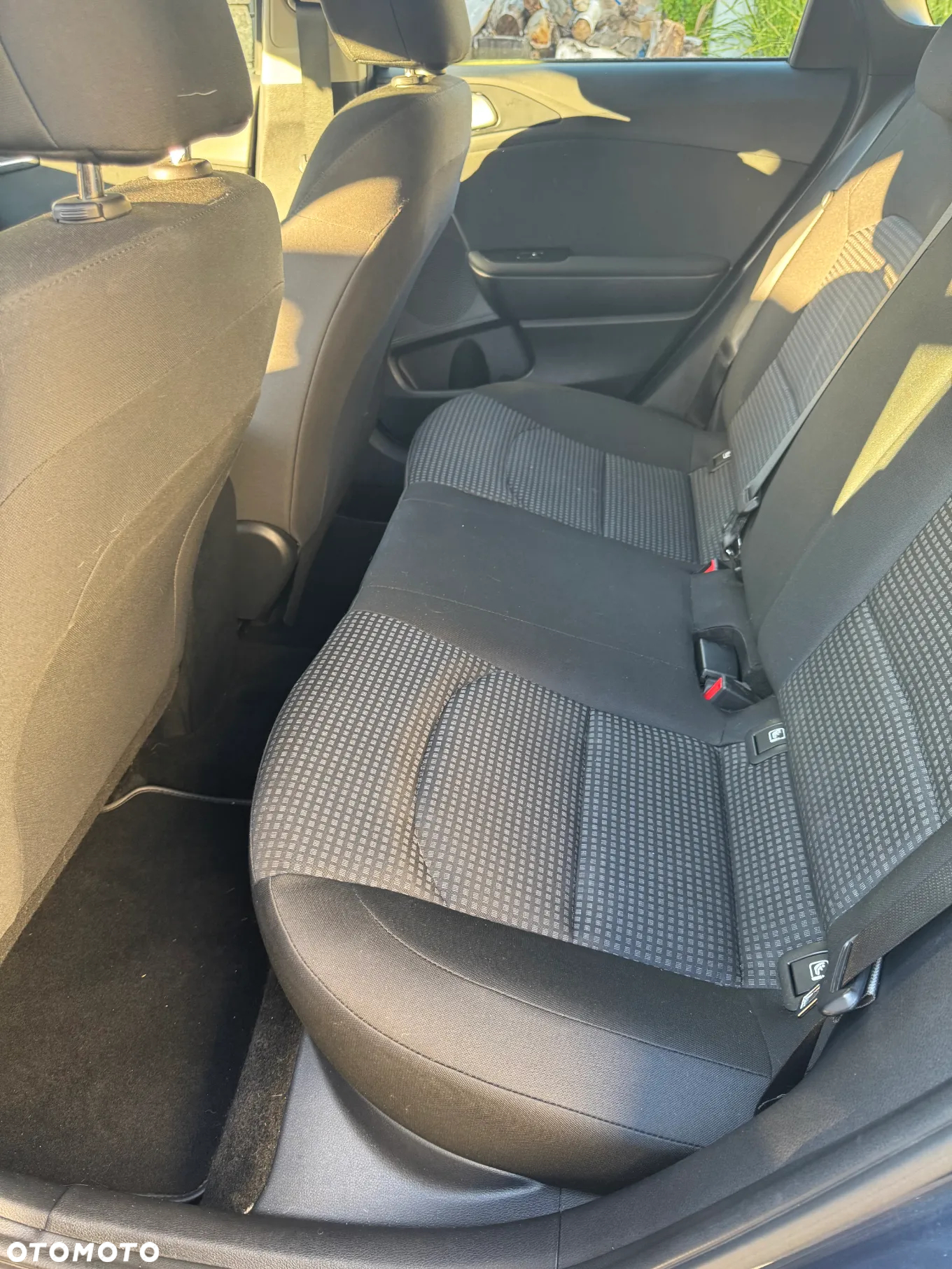 Kia Ceed - 9