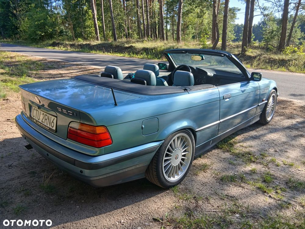 BMW Seria 3 - 32