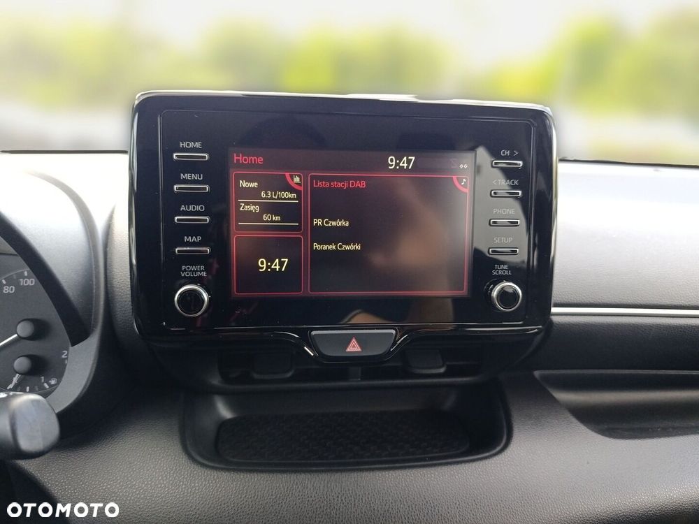 Toyota Yaris - 22