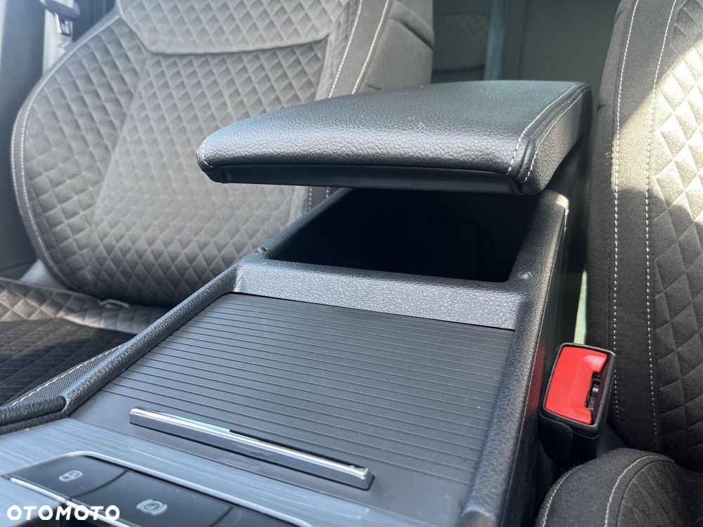 Skoda Superb 1.5 TSI Ambition DSG - 23