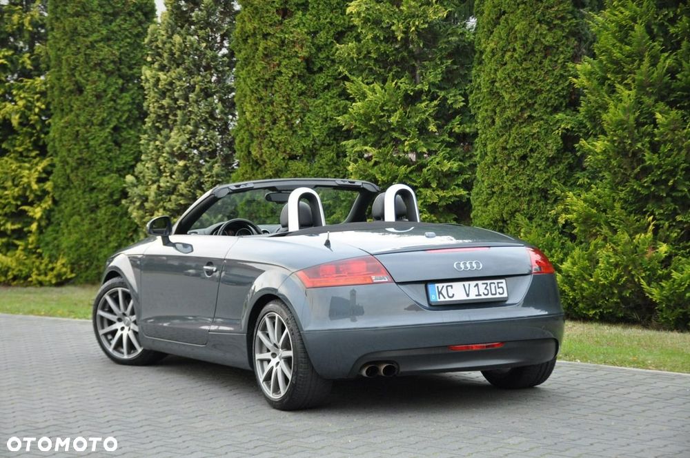 Audi TT Roadster - 18