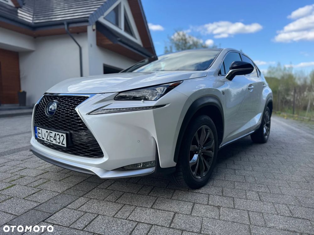 Lexus NX 300h F Sport AWD - 11