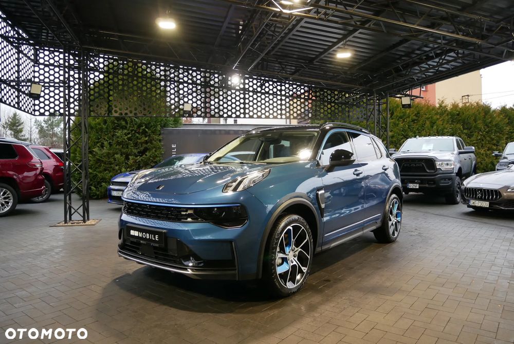 Lynk & Co 01 - 1