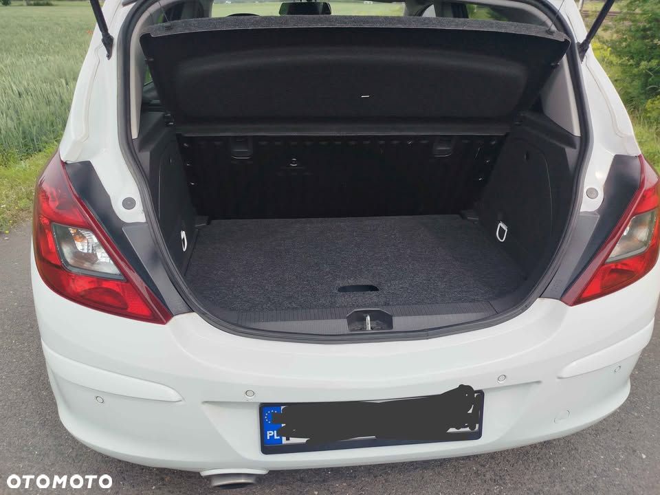Opel Corsa 1.4 16V Color Edition - 9