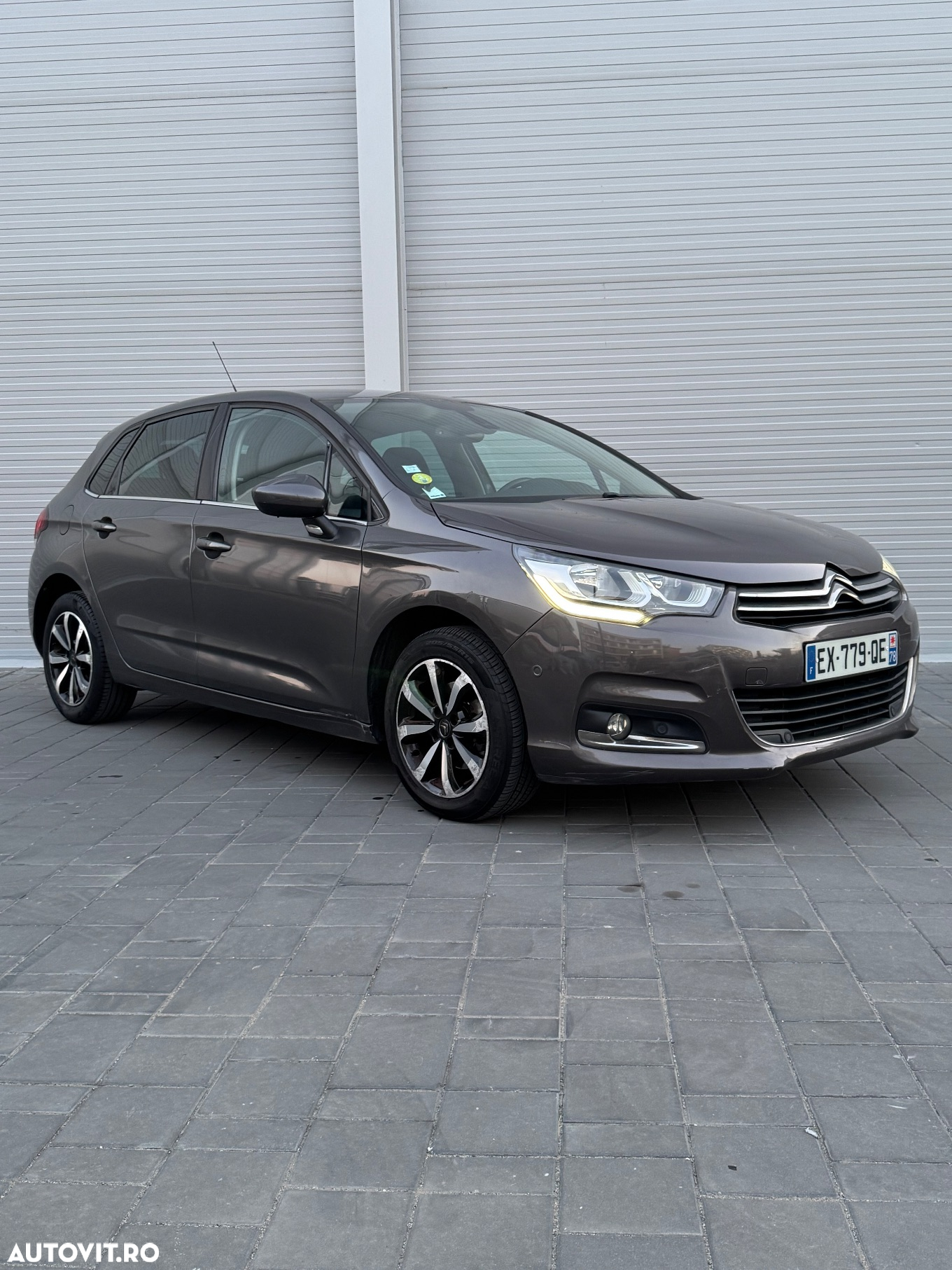 Citroën C4 BlueHDi 120 Stop&Start EAT6 Shine - 19