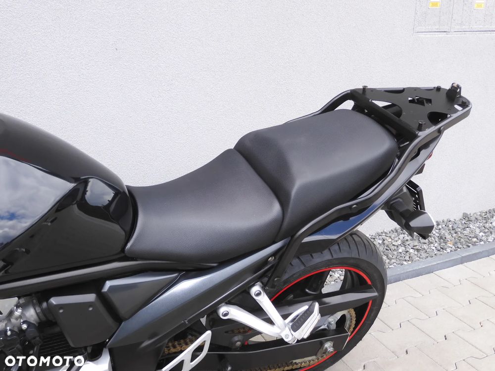 Suzuki Bandit - 25