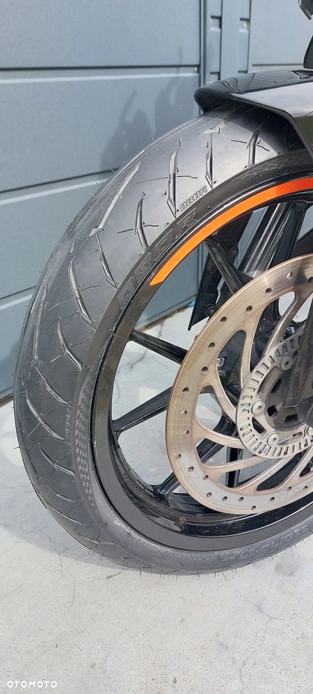 KTM Duke 125 - 21
