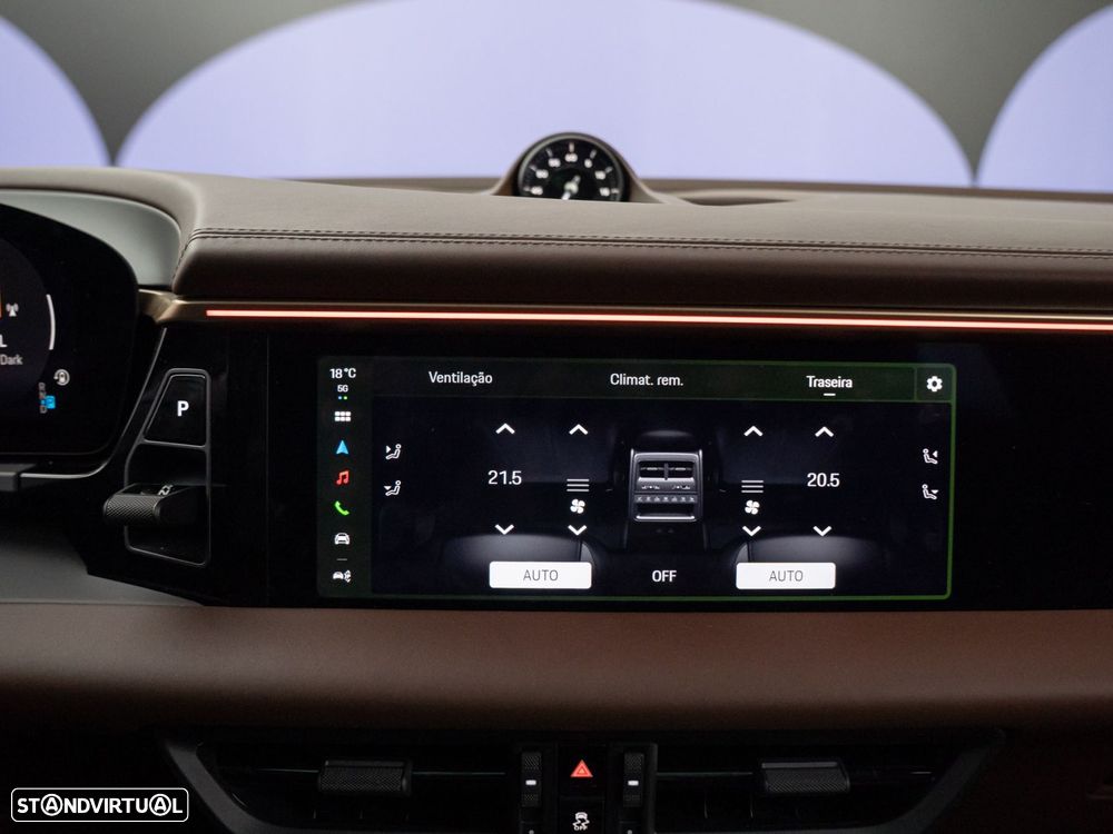 Porsche Macan Electric 4 - 58