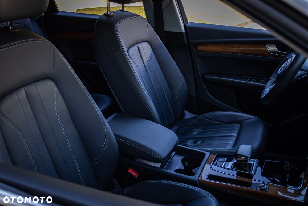 Audi Q5 TFSI 150 kW S tronic edition one mythosschwarz - 25