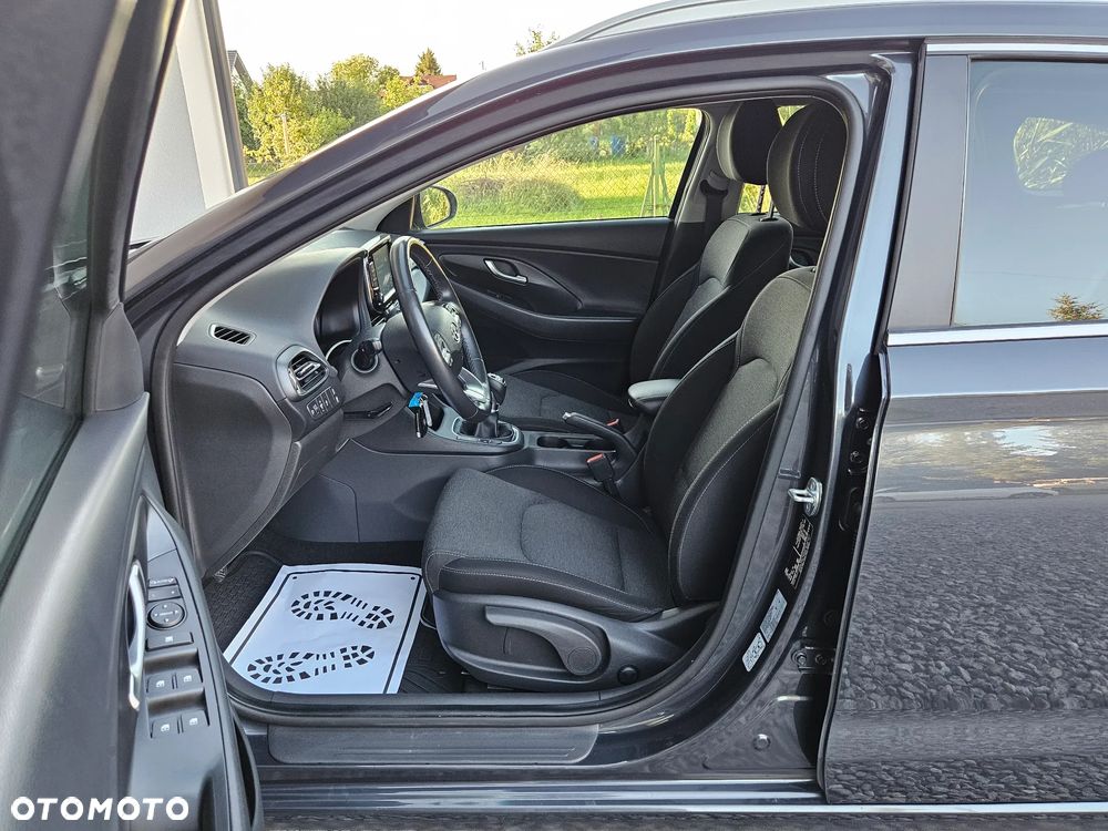 Hyundai i30 1.0 T-GDI Smart - 22