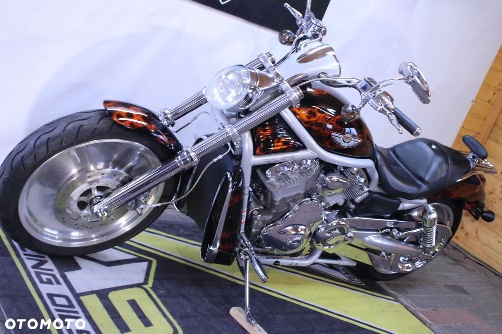 Harley-Davidson V-Rod Street Rod - 36