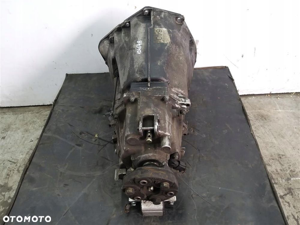 Skrzynia biegów Manualna Mercedes C-klasa W203 2,2 D  ROK 2000-2007 - 4