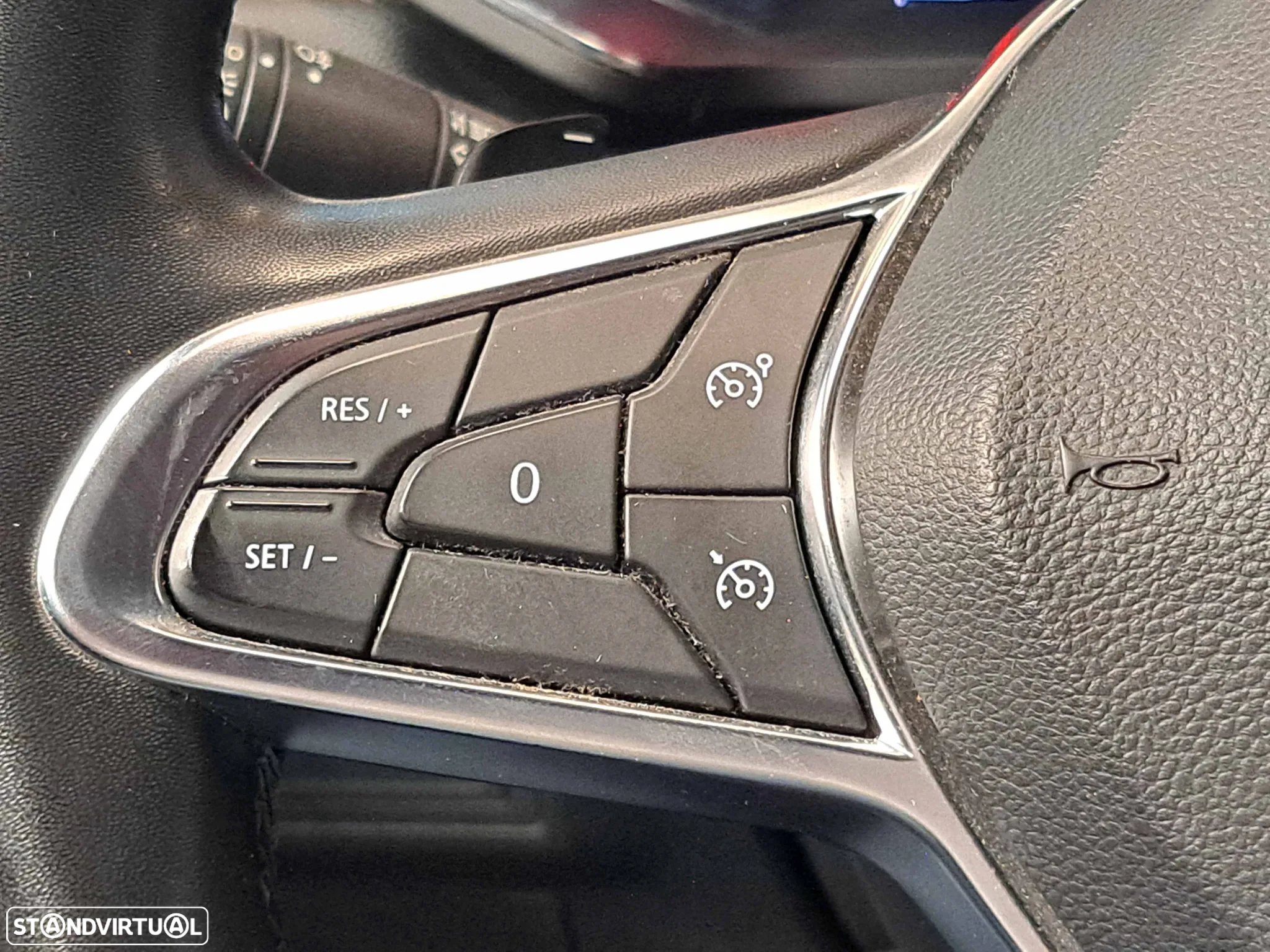 Renault Captur 1.5 dCi Exclusive EDC - 8