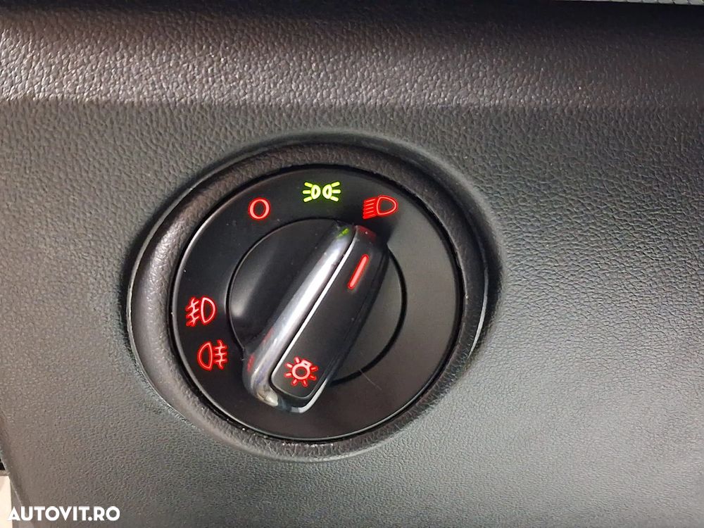 Volkswagen up! 1.0 High - 17