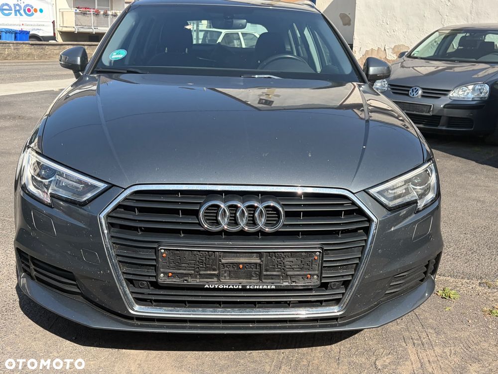 Audi A3 Sportback 30 TDI design - 9