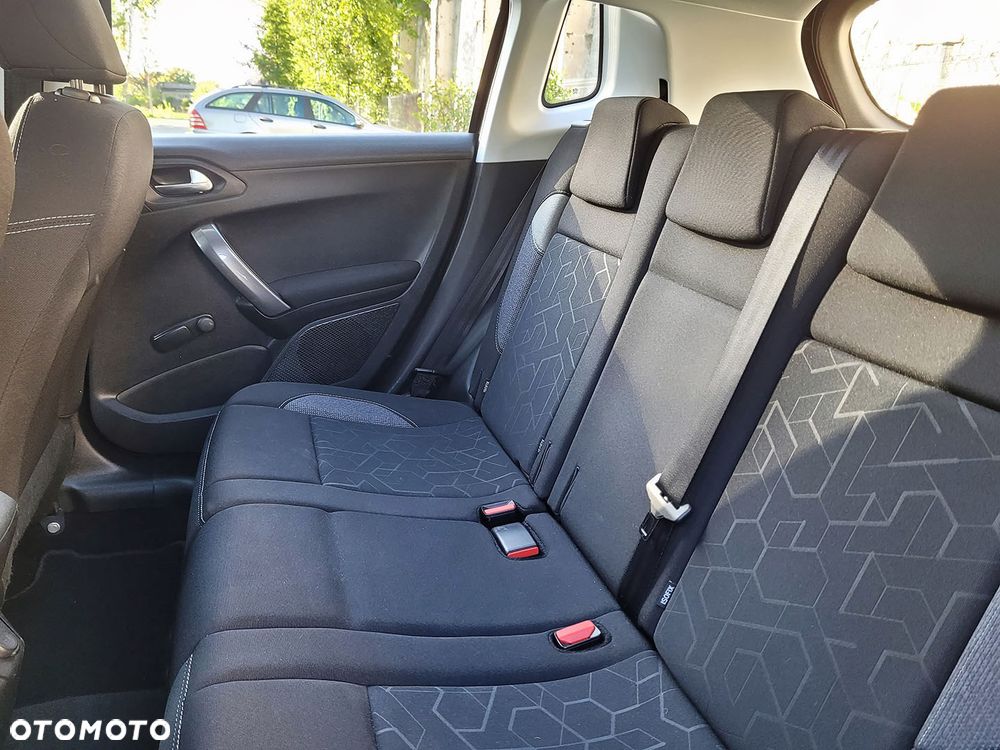 Peugeot 2008 PureTech 82 Active - 5