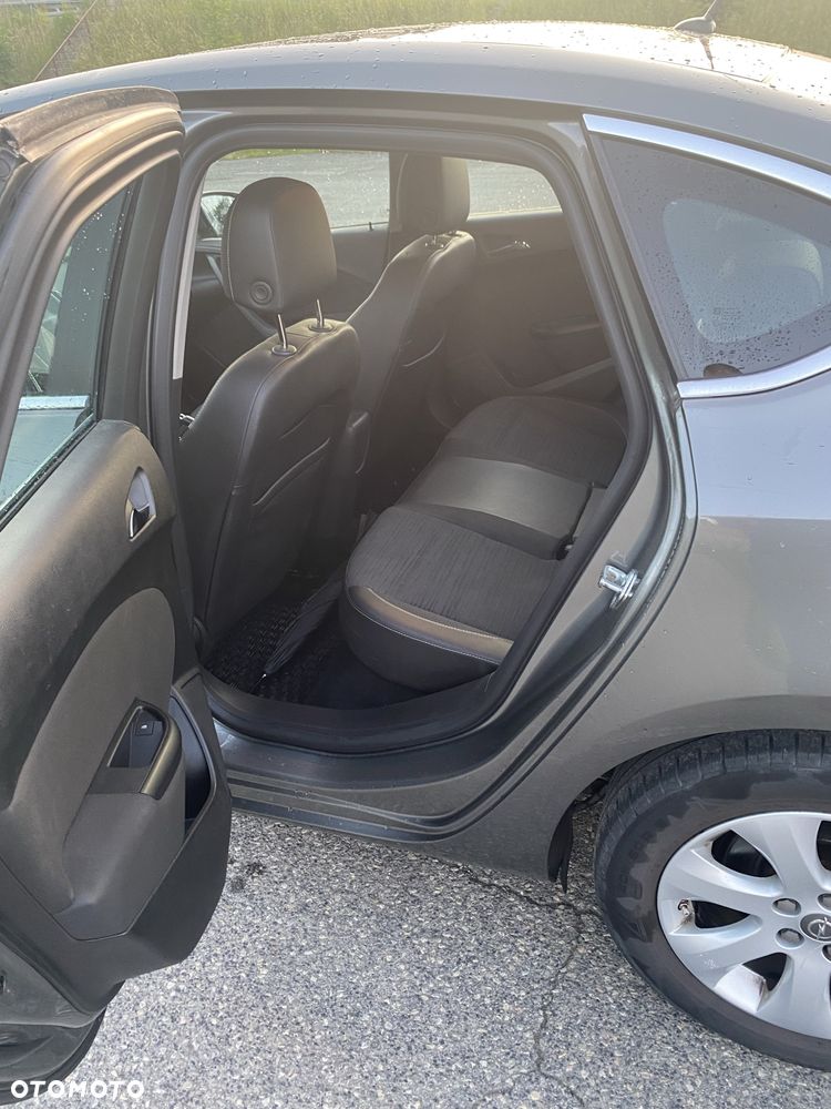 Opel Astra - 4