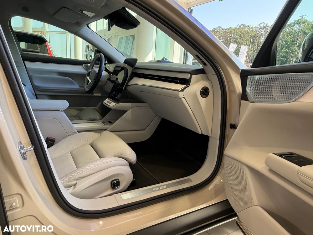 VOLVO Unknown Model 2025 — imagine 29
