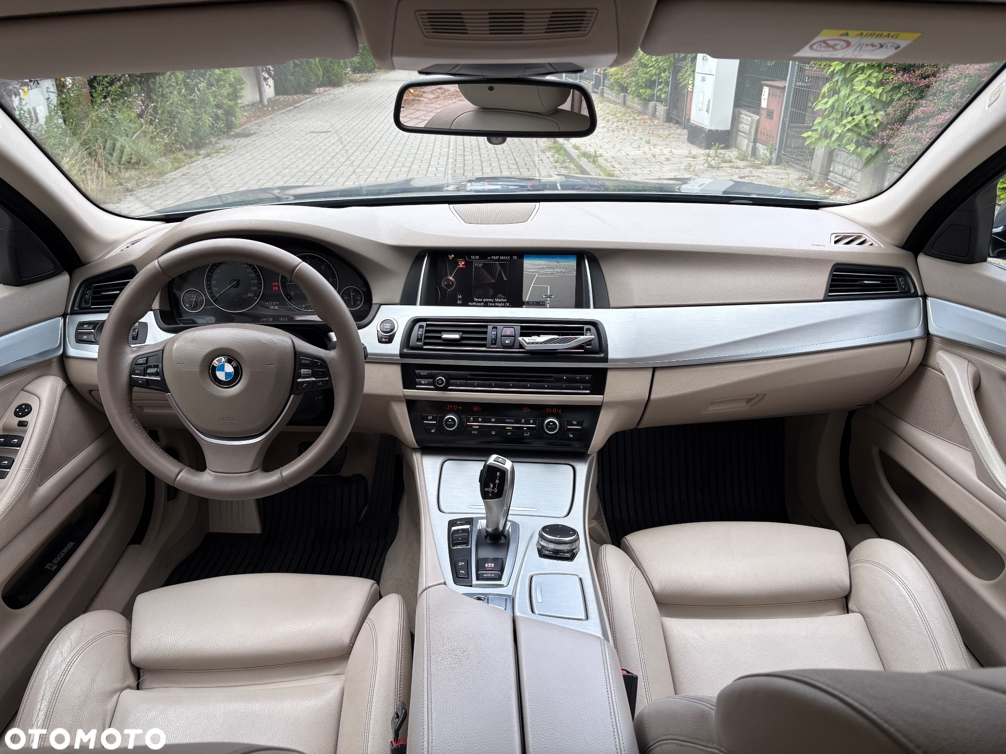 BMW Seria 5 520d xDrive Modern Line - 10