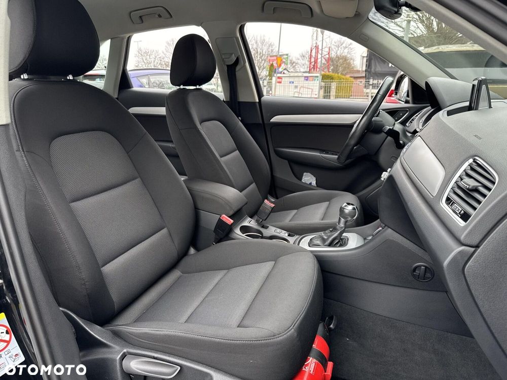 Audi Q3 1.4 TFSI Sport S tronic - 11