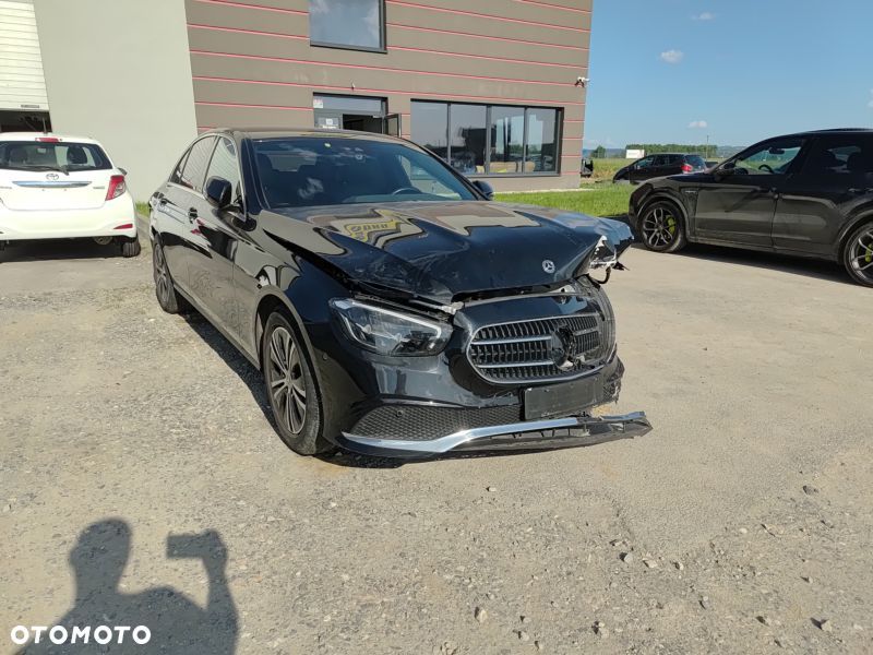 Mercedes-Benz Klasa E 220 d 9G-TRONIC - 2