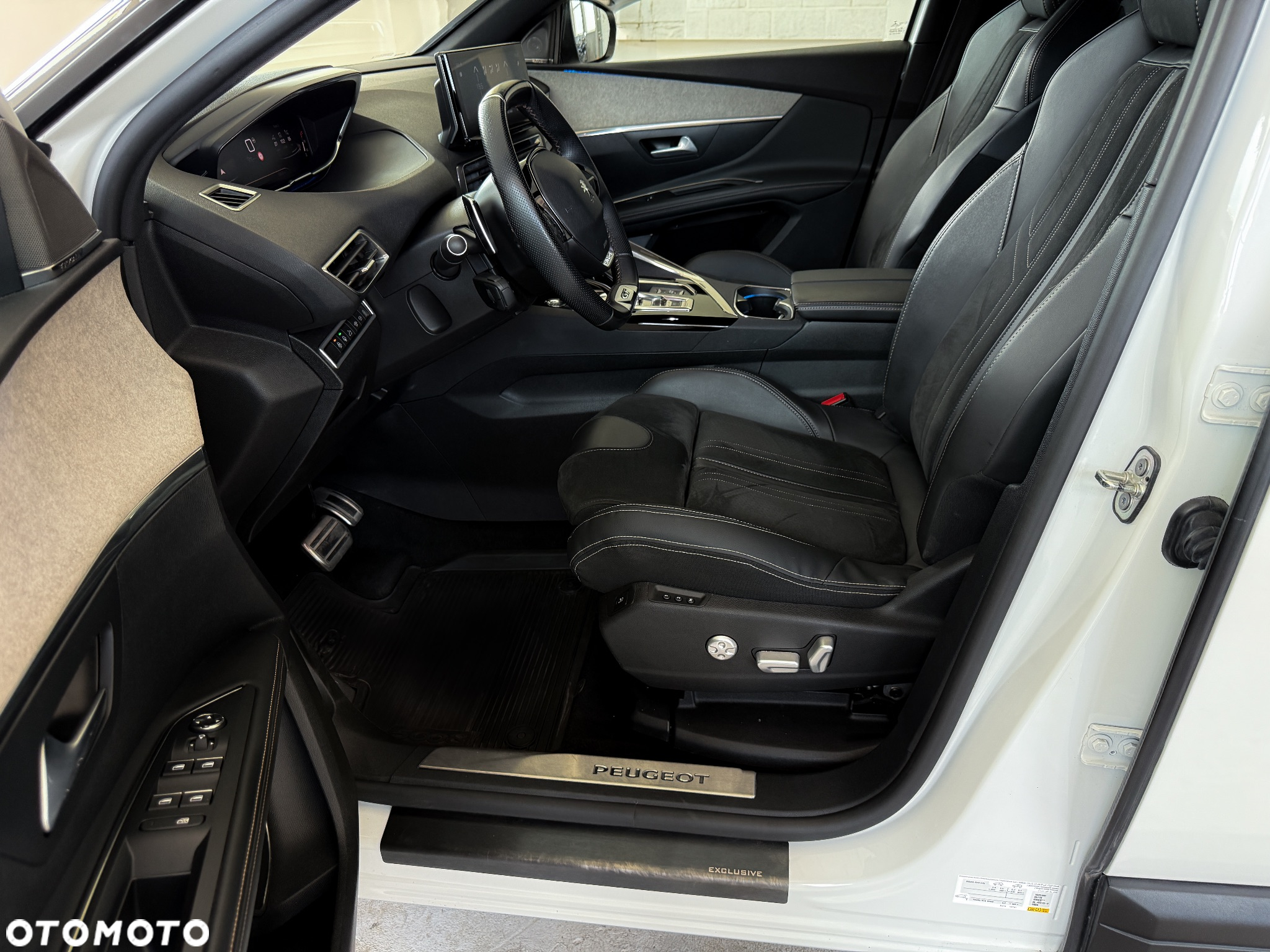 Peugeot 5008 1.6 PureTech GT S&S EAT8 - 8