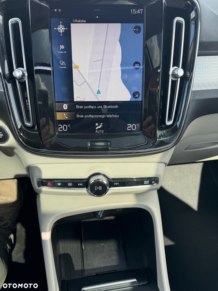 Volvo XC 40 - 26