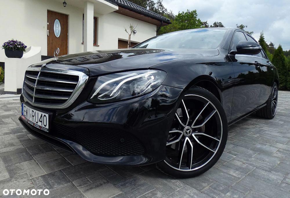 Mercedes-Benz Klasa E 220 d 4-Matic Business Edition 9G-TRONIC - 14