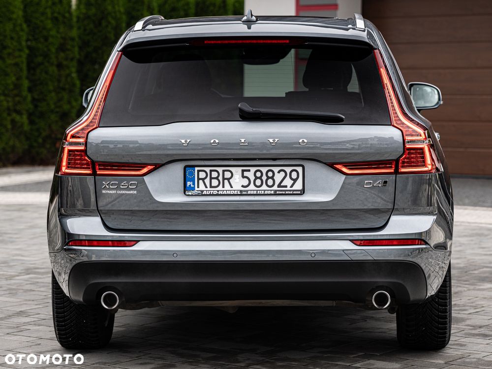 Volvo XC 60 D4 AWD Geartronic RDesign - 18