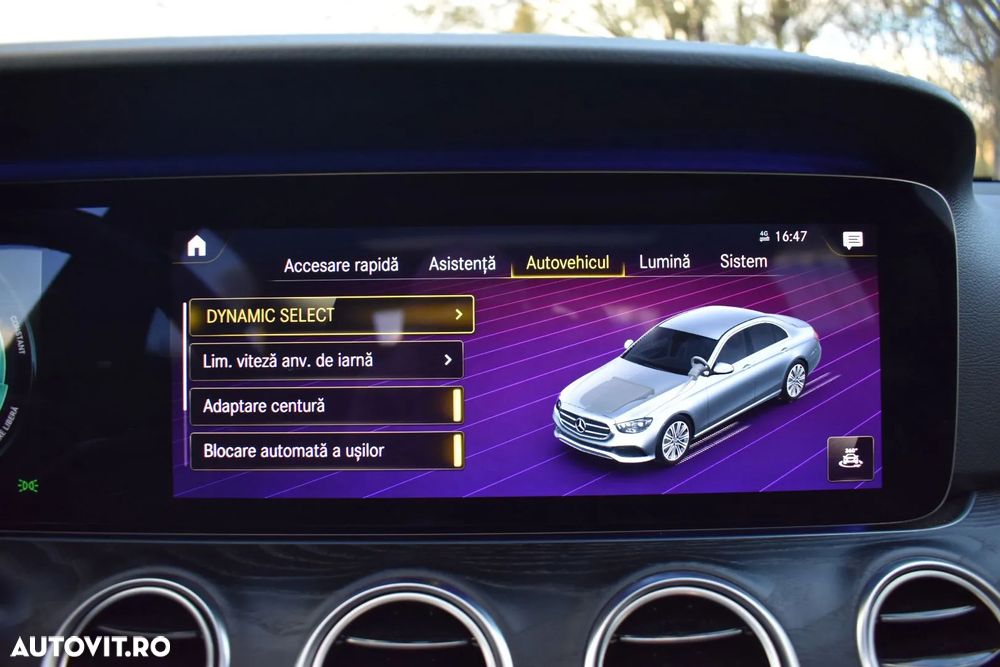 Mercedes-Benz E 300 4Matic 9G-TRONIC Avantgarde - 23