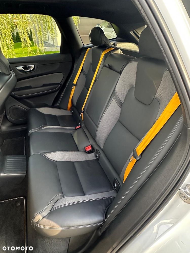 Volvo XC 60 - 19