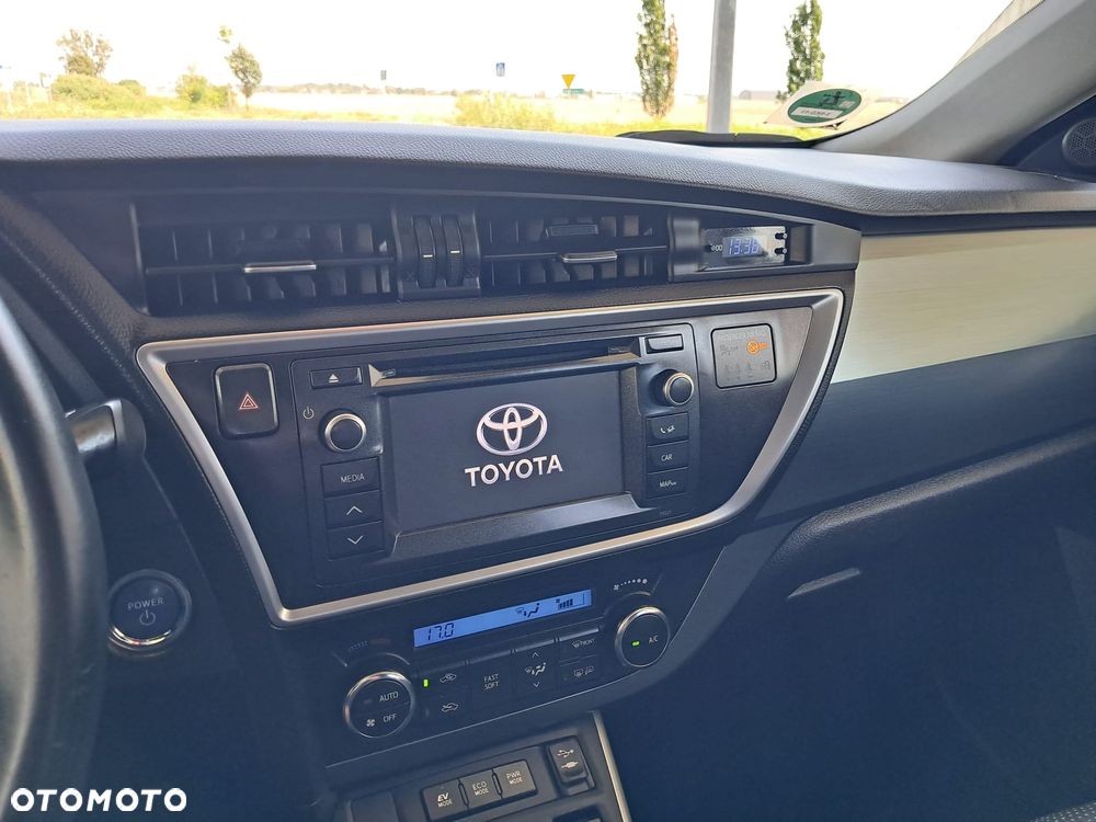 Toyota Auris - 20