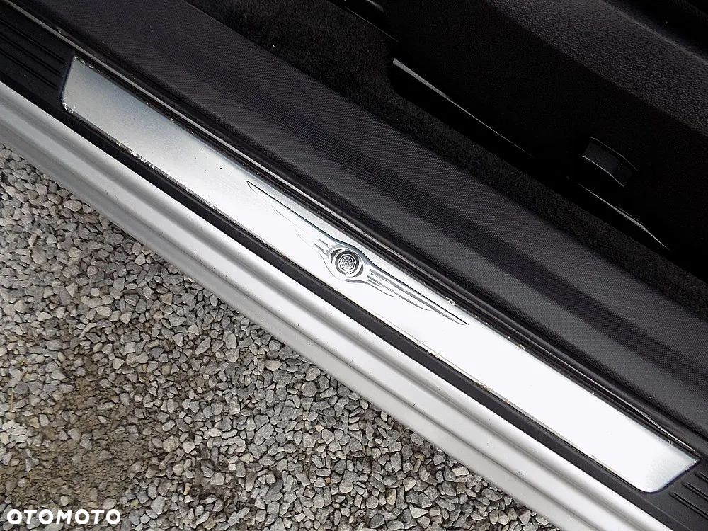 Chrysler Sebring 2.7 V6 Limited - 10