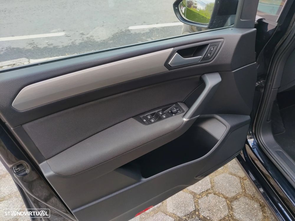 VW Touran 1.6 TDI Confortline DSG - 21