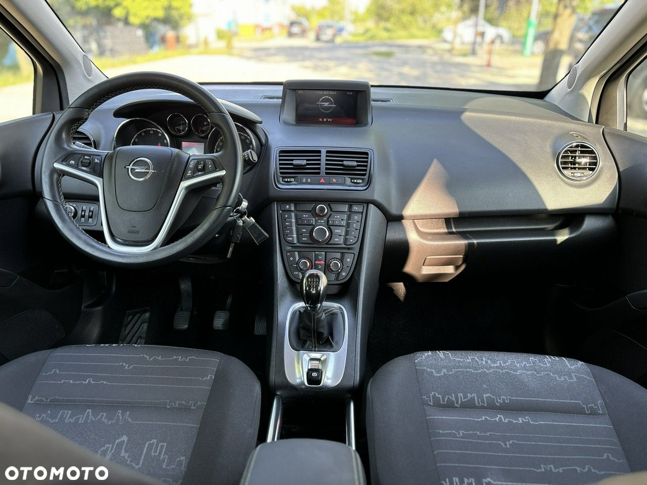 Opel Meriva - 12